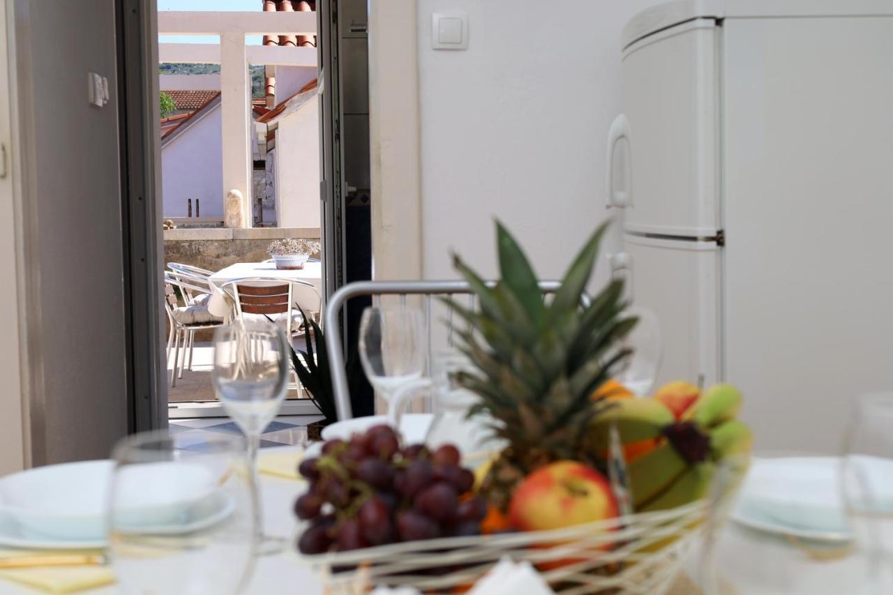 Apartman Dajana Supetar Ngoại thất bức ảnh