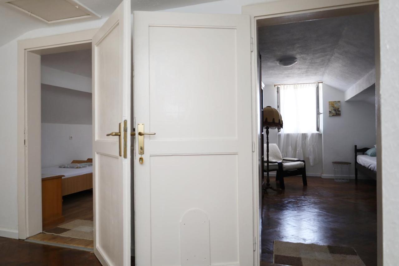 Apartman Dajana Supetar Ngoại thất bức ảnh